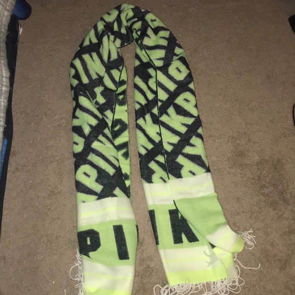 PINK Victoria's Secret Accessories - PINK scarf